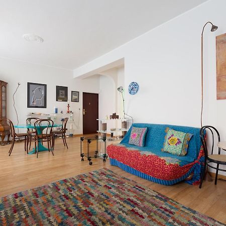 Milan-Linate Apartment With Balcony Екстериор снимка