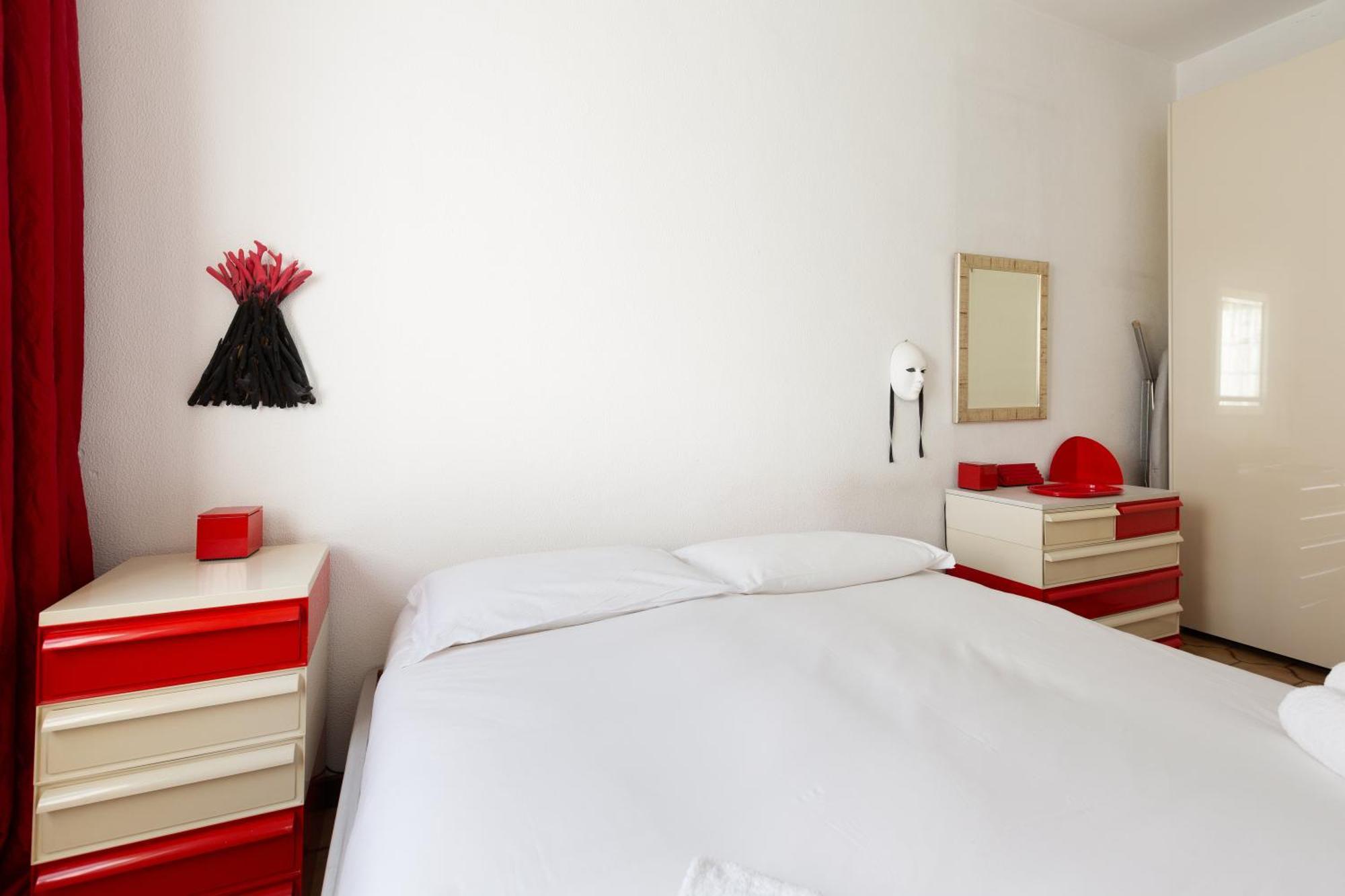 Milan-Linate Apartment With Balcony Екстериор снимка